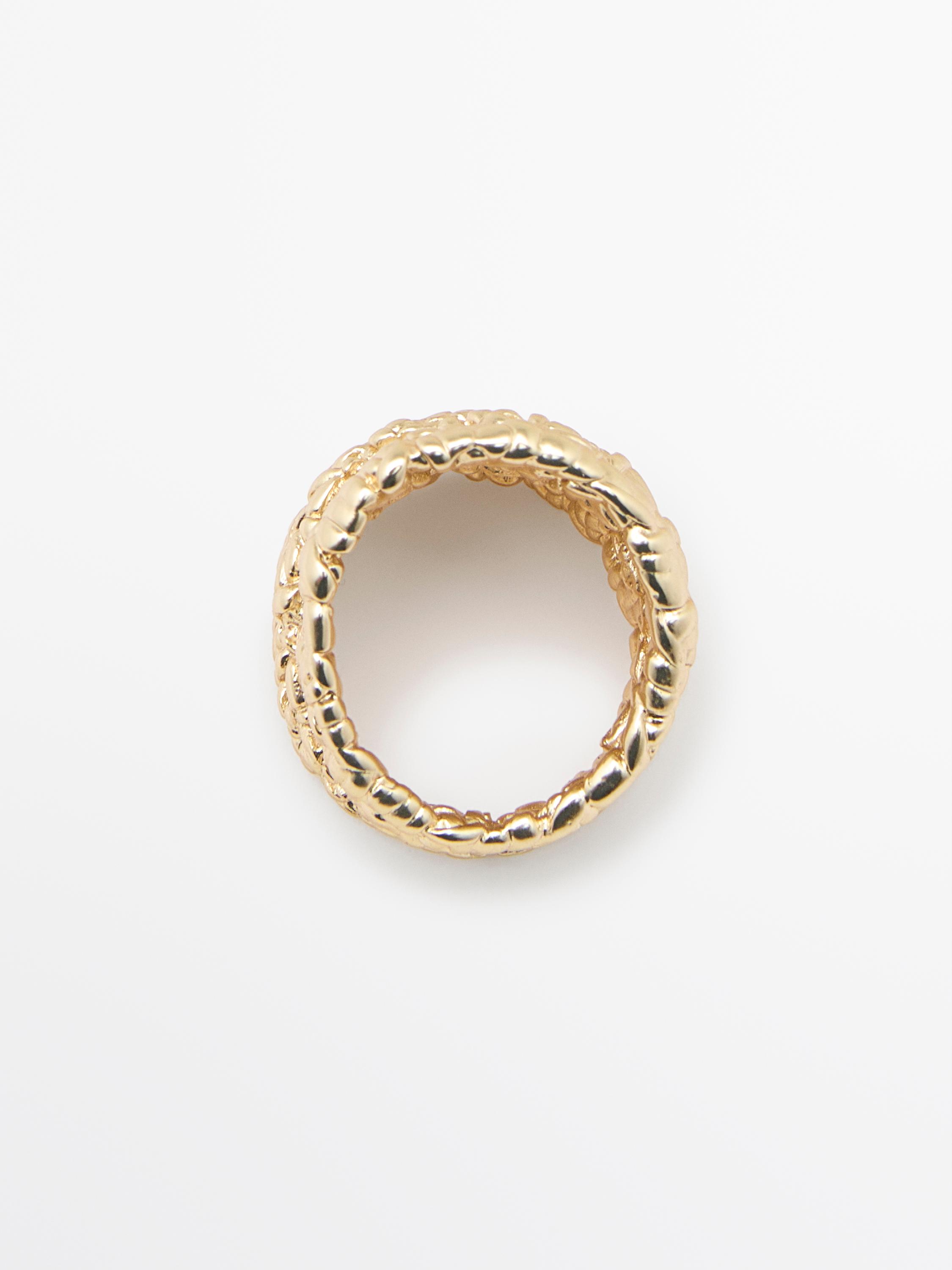 Braided textured ring